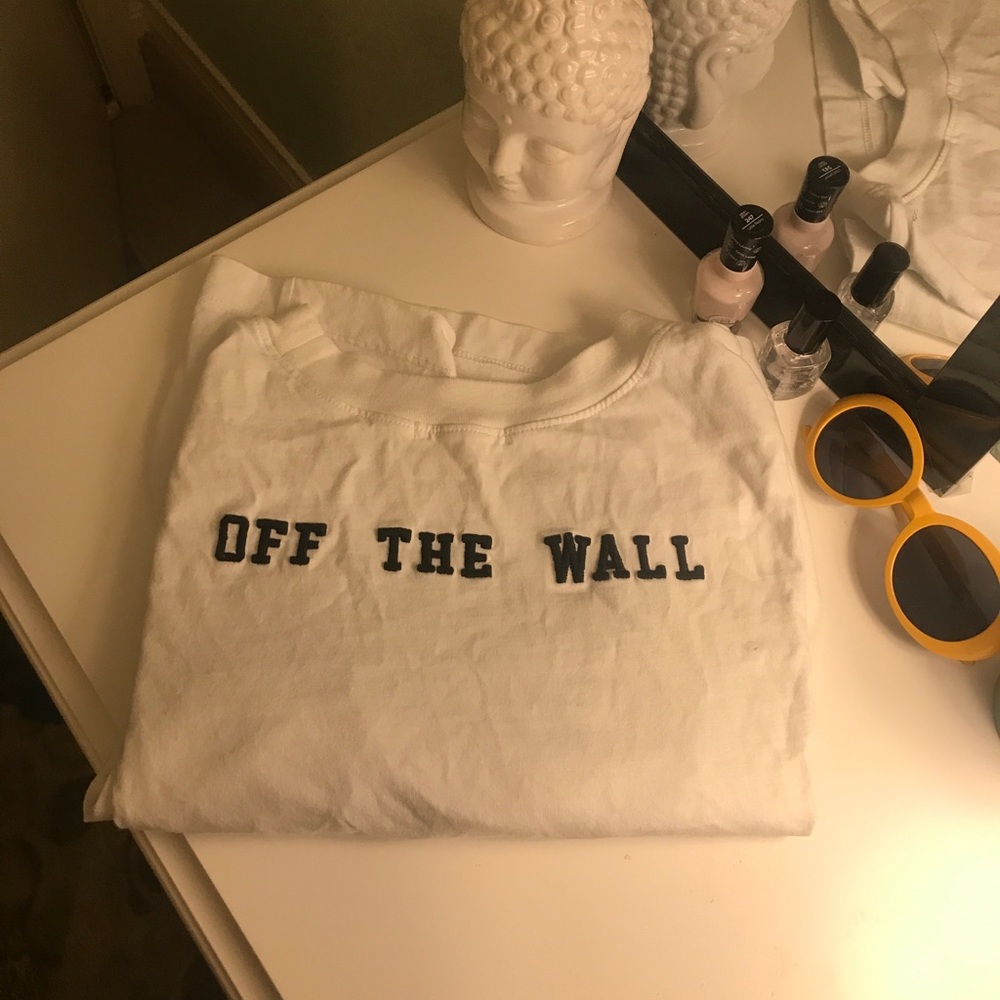 Vans off the wall embroidered back